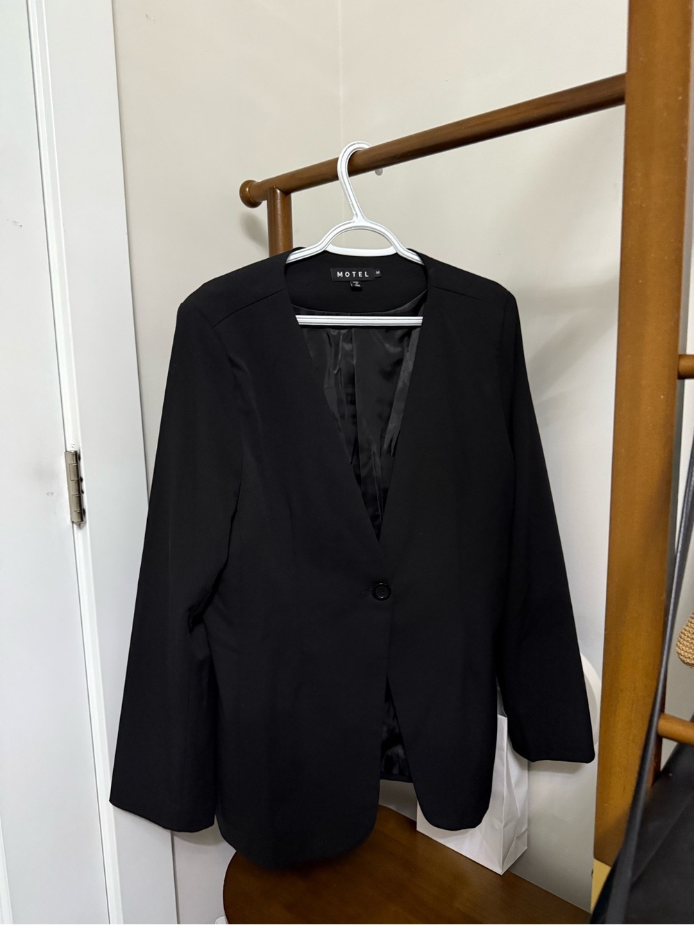 Motel Rocks Black Single-Button V-Neck Blazer